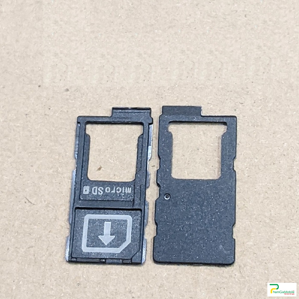 Khay Sim, Khay Thẻ Nhớ Sony Z5